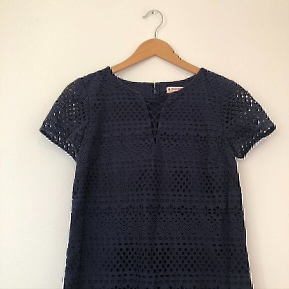 BROOKS BROTHERS Solid Navy Blue Eyelet Floral Lace Up 100% Cotton Shift Dress 2 - Picture 4 of 11